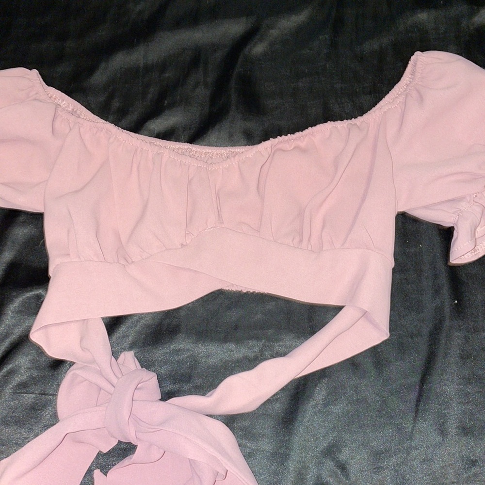 𝒯𝒾ℯ 𝒷𝒶𝒸𝓀 𝒸𝓇ℴ𝓅 𝓉ℴ𝓅𝓈!